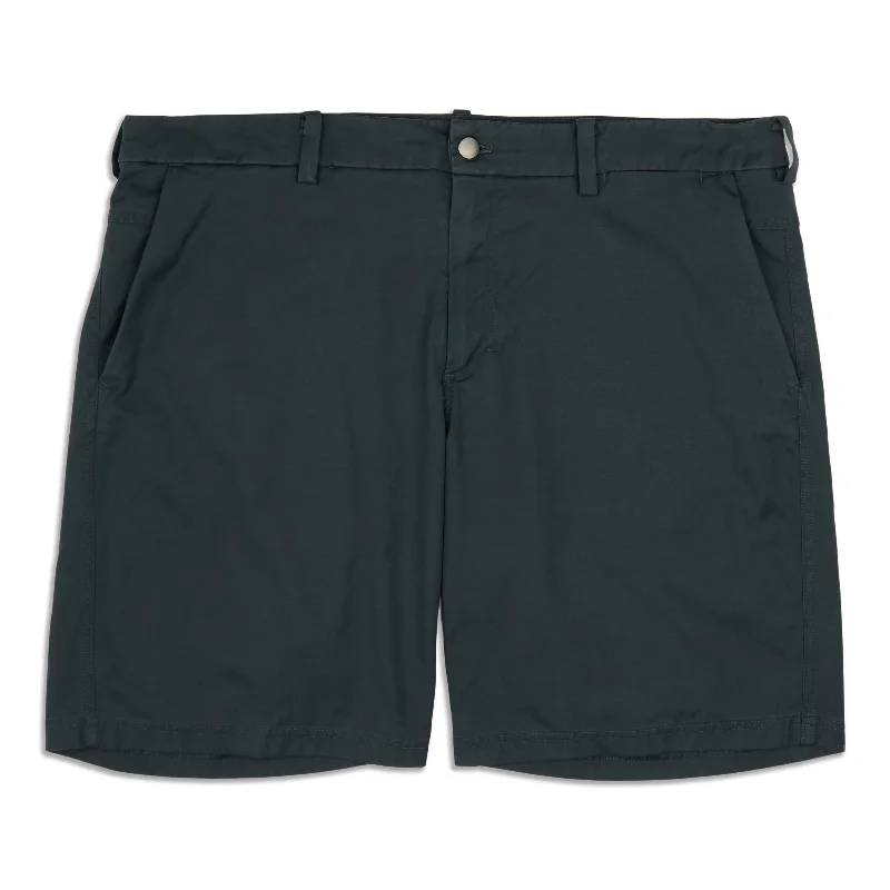 Simple Looks Commission Short - Resale