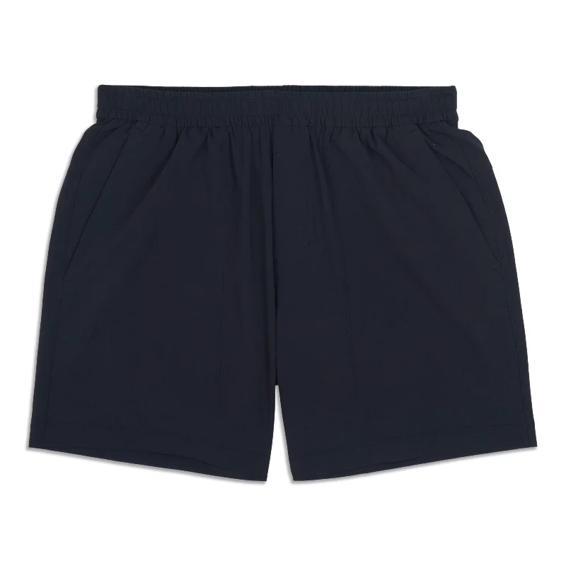 Cozy Fitting Bowline Short - Resale