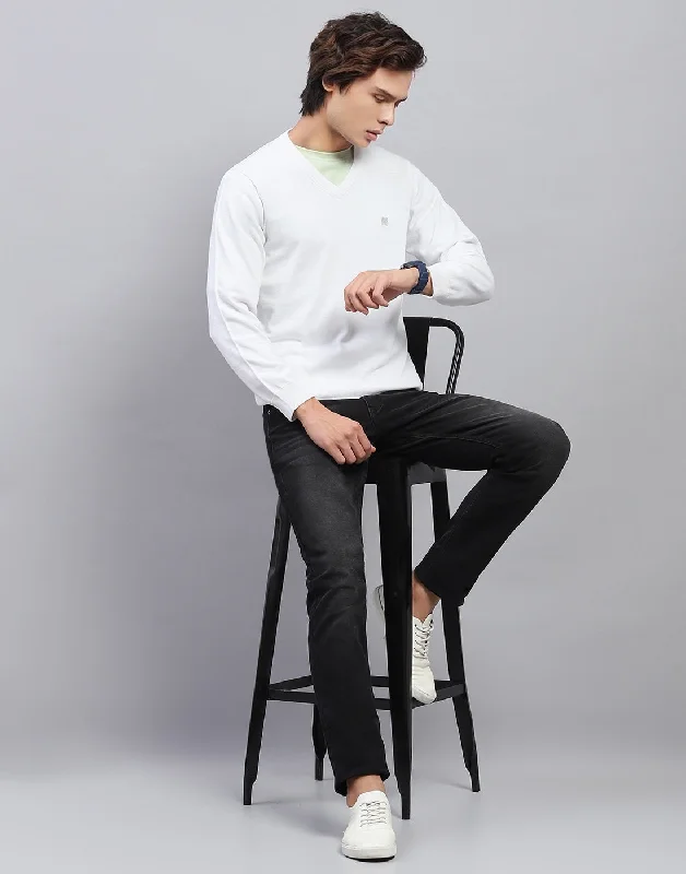 Men White Solid V Neck Full Sleeve Pullover