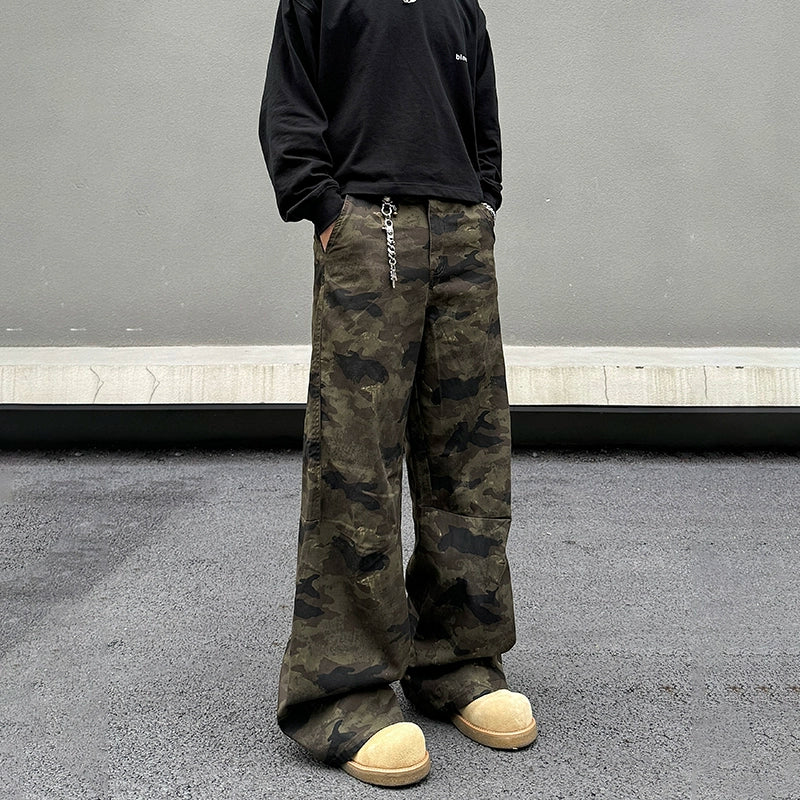 Pockets Camo Print Flared Pants