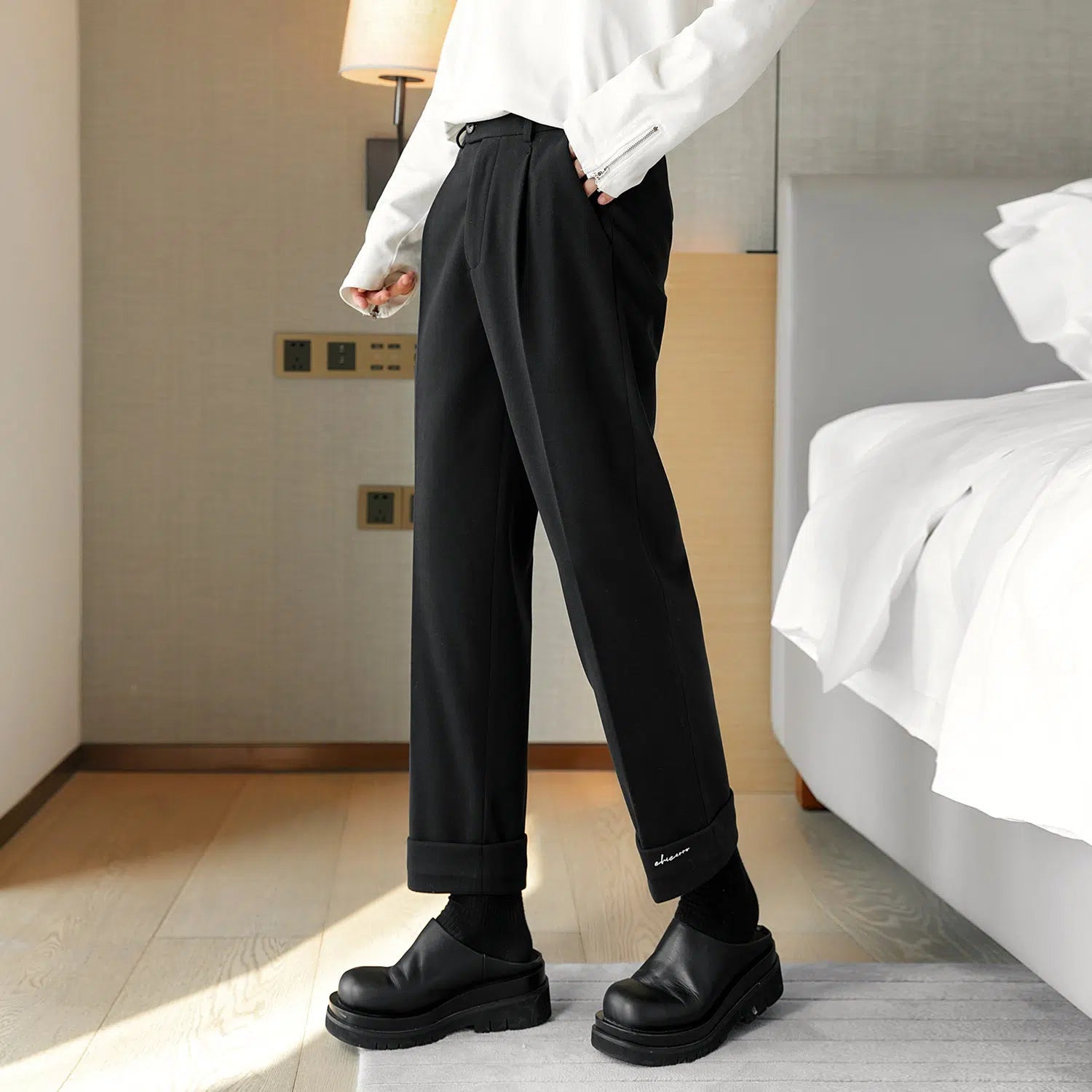 Winter Classic Fit Cropped Suit Pants